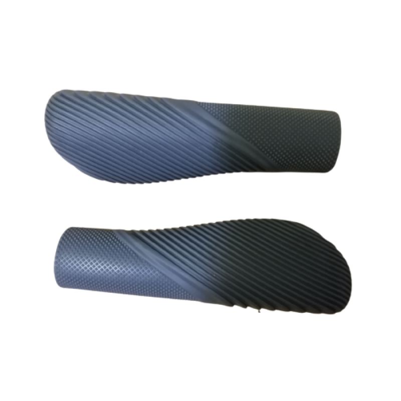 Set de înlocuire a mânerelor de ghidon pentru scuterul electric AERIUM Coolfly 1600/2000 W Set de înlocuire a mânerelor de ghidon pentru scuterul electric AERIUM Coolfly 1600/2000 W